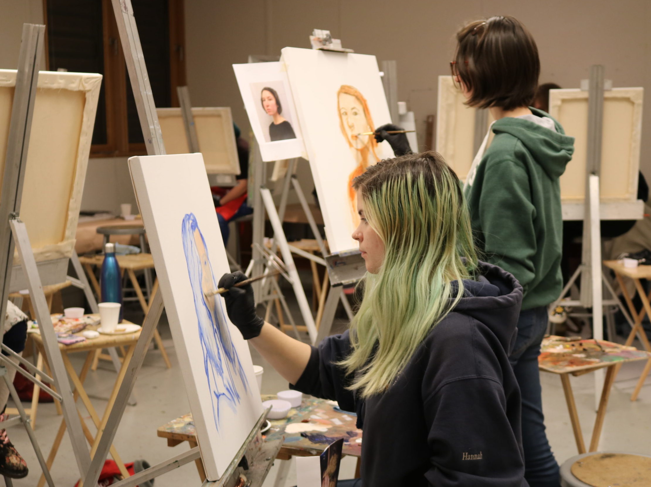 Providence Arts Association and Museum offers the Nicholas Dahl Visiting Artist Scholarship to LGBTQ+ artists under the age of 20. Apply by July 31.