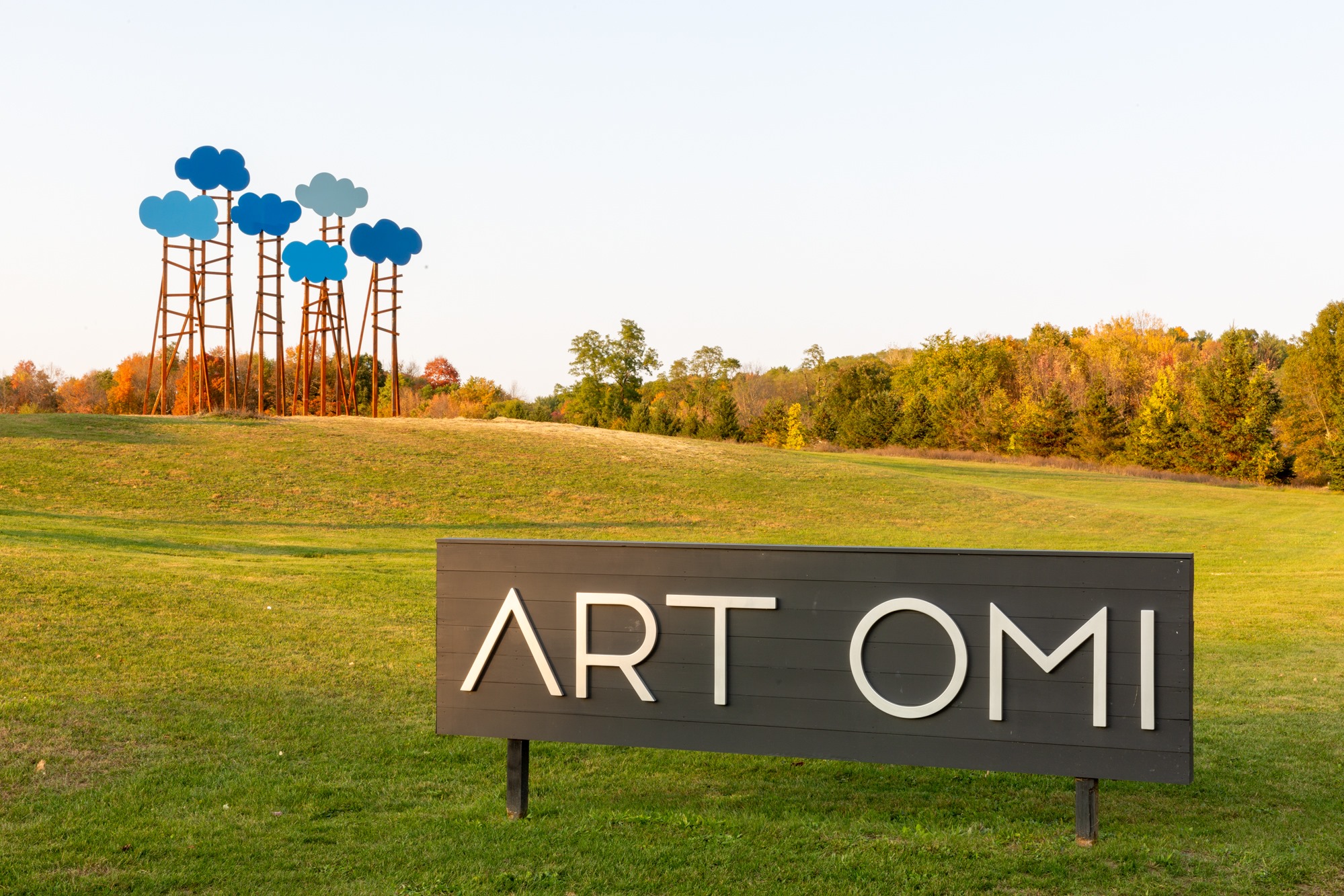 Art Omi offers residencies for dancers and musicians. Deadline to apply is January 2.