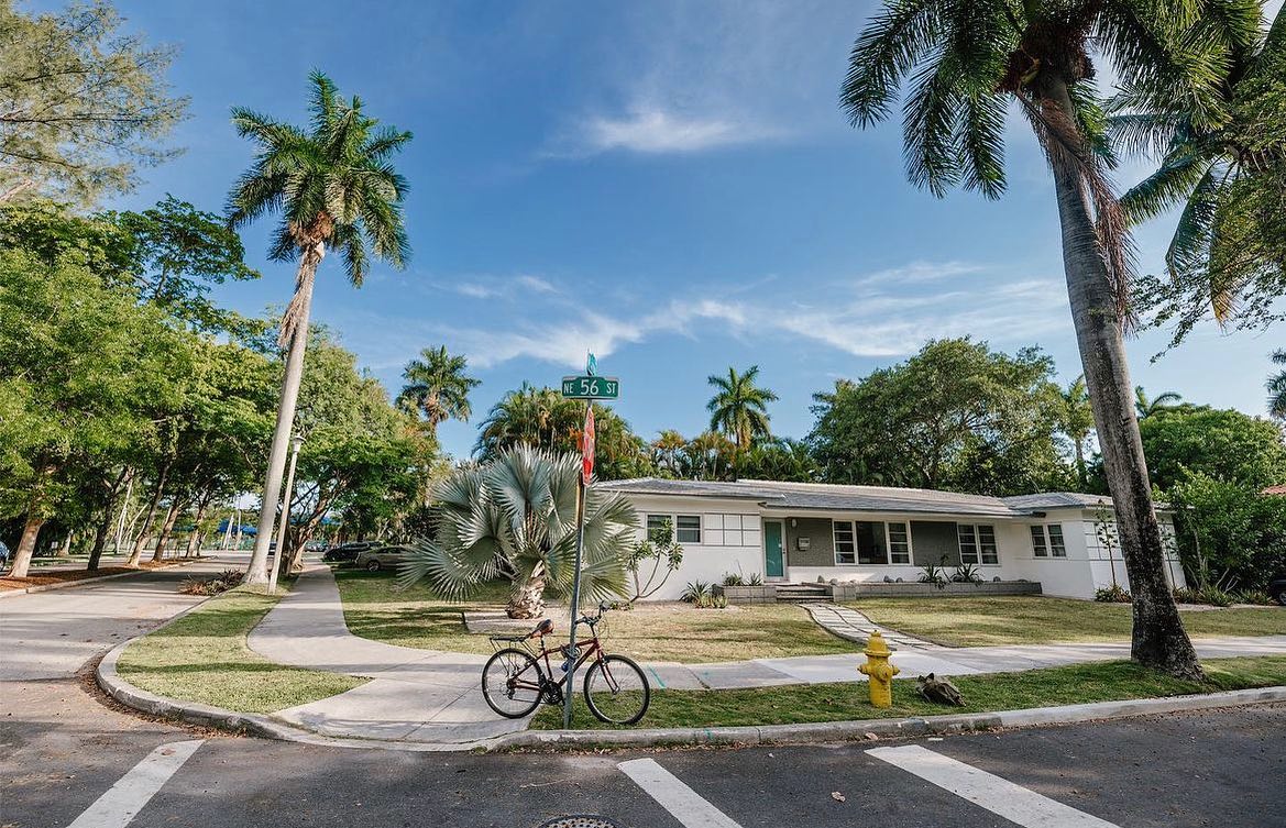 Located in Miami, Florida, Fountainhead Artist Residency offers monthlong program for visual artists. Apply by July 17.