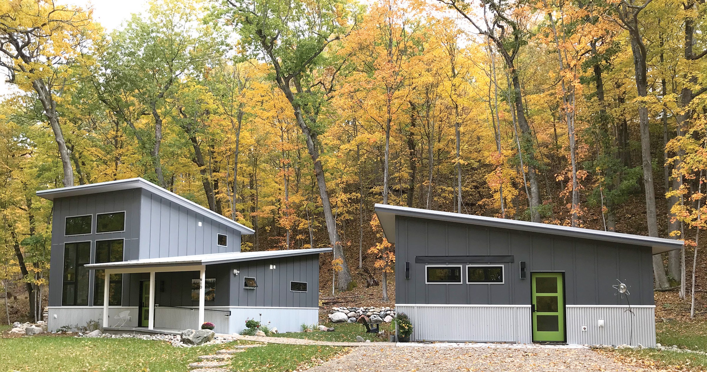 Good Hart Artist Residency offers free room, board, and stipend for writers, composers, and visual artists in the natural surroundings of Michigan. Deadlines to apply: January 12, February 16.