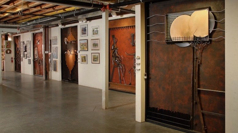 Located in Columbia, MO, Orr Streets studios is offering a nearly yearlong residency to Black artists in the Columbia, MO area. Due: July 7